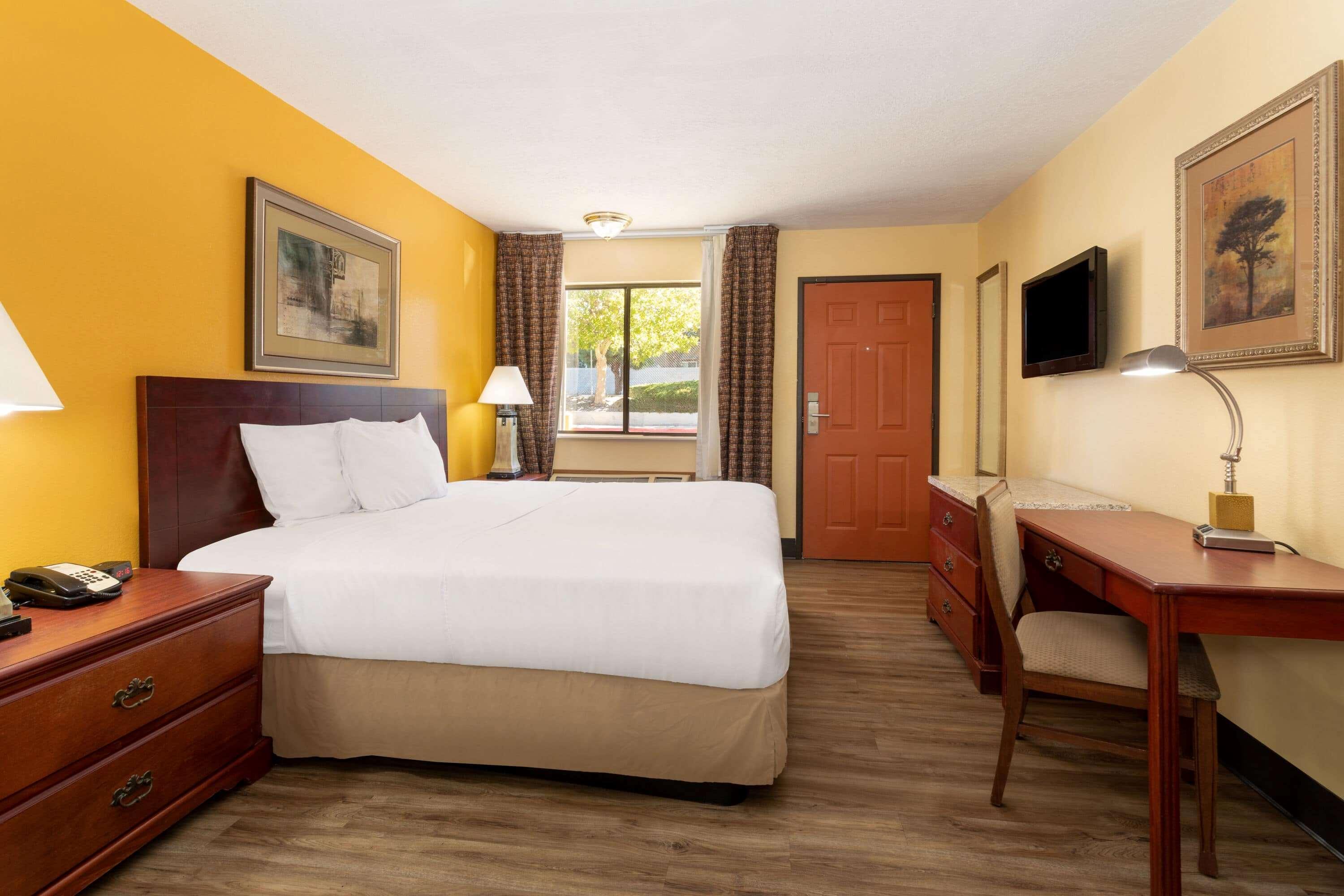 Travelodge By Wyndham Albuquerque East Buitenkant foto